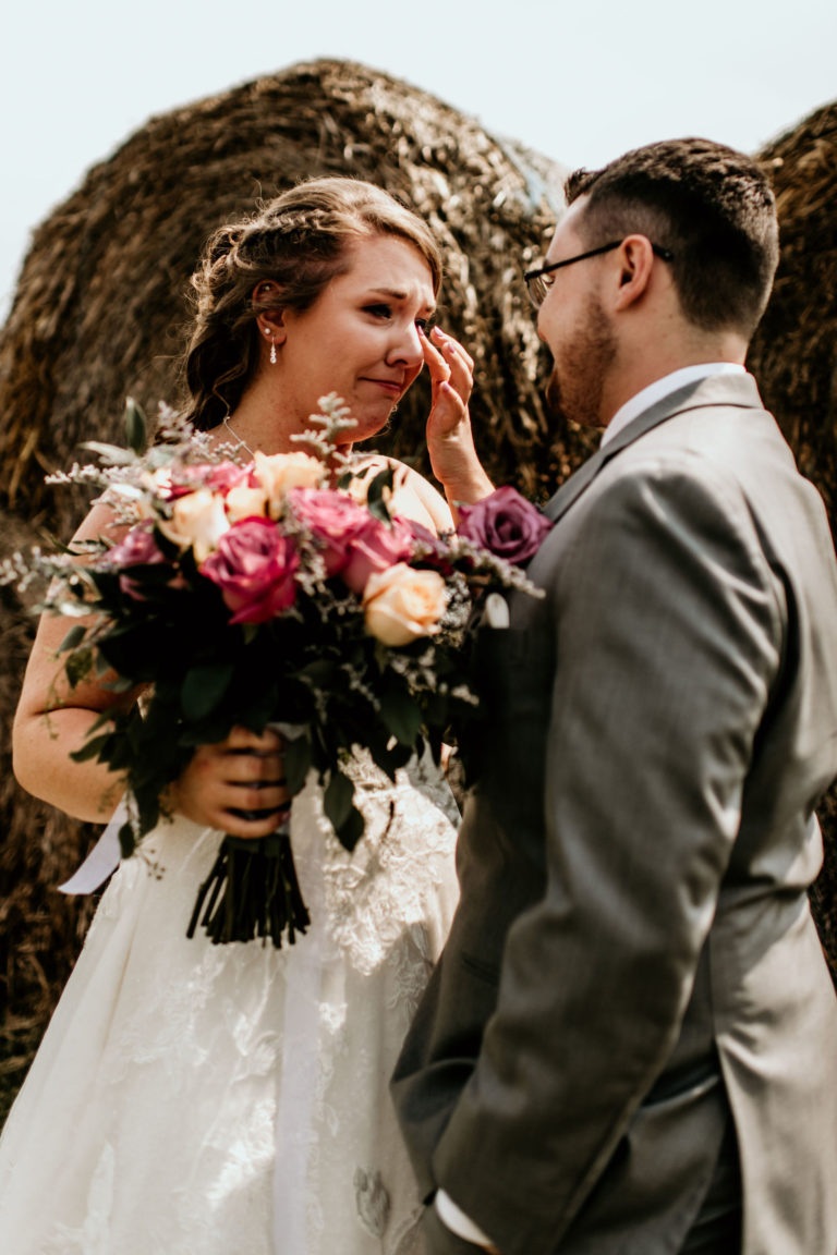 Conklin's Barn Wedding Illinois Photographs by Teresa