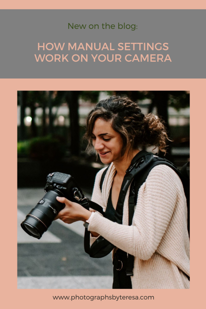 How Manual Settings Work On Your Camera by Photographs by Teresa. Including tips for wedding and engagement photographers. Browse the blog or click through for more photography tips #camerasettings #cameratips #photographytips #tipsforphotographers